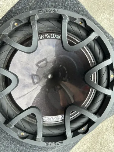 Caixa com Subwoofer Bravox para Honda Civic