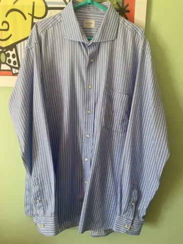 Camisa social Brooksfield listrada de azul e branco manga longa