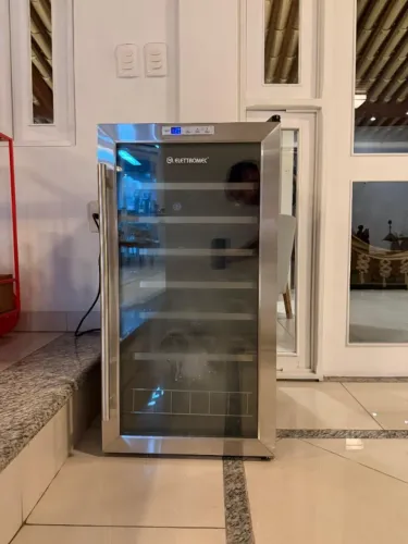 Adega Climatizada Elettromec 28 Garrafas Inox 220V