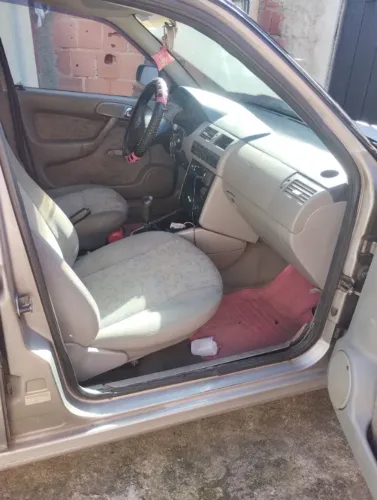 Volkswagen Gol Geração III Plus 1.0 MI 16V Gasolina Mec. 2P 2001