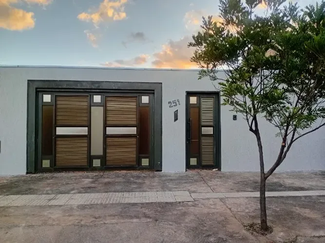 Casa para locação no Bairro Monte Carmelo