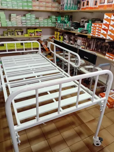VENDO CAMA HOSPITALAR COM COLCHÃO