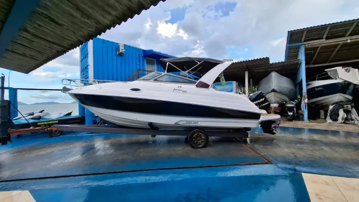 Focker 255 motor Mercury 225hp (impecável )