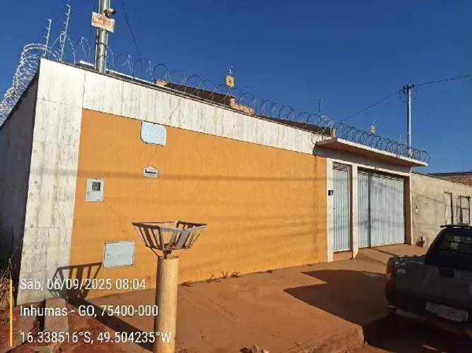 Oferta imperdível Casa em Inhumas - GO, Nº M, 3 quartos, 1 vaga, 220m² | Venda Direta Onl