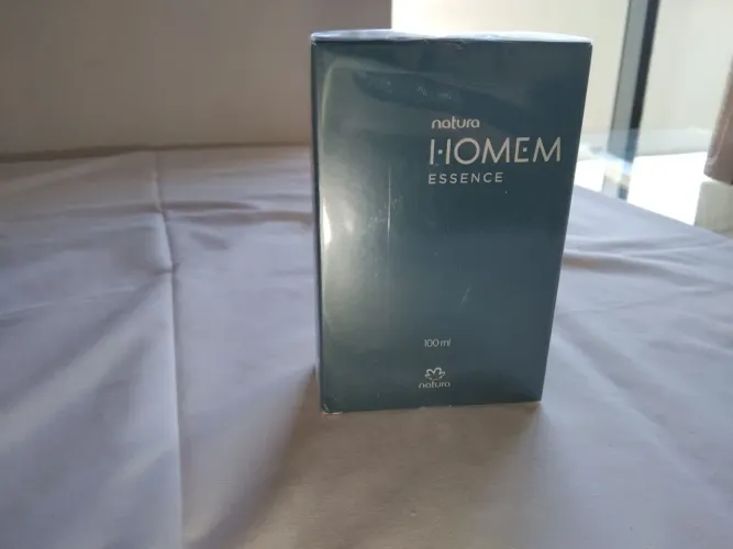 Natura homem essence