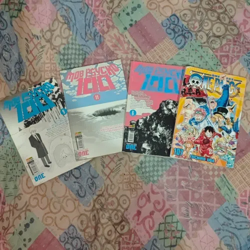 4 Mangás Panini: One Piece Vol. 107 + Mob Psycho 100 (Vols. 6, 11 e 16)