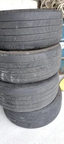 Kit 4 Pneus Aro 17 usados (225x50xR17) Bridgestone Turanza T005