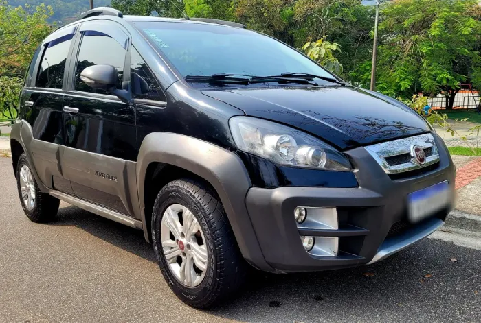 Fiat Idea Advent./ Adv.locker 1.8 MPI Flex 5P 2015