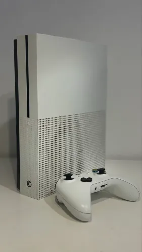 Xbox One S 780 GB