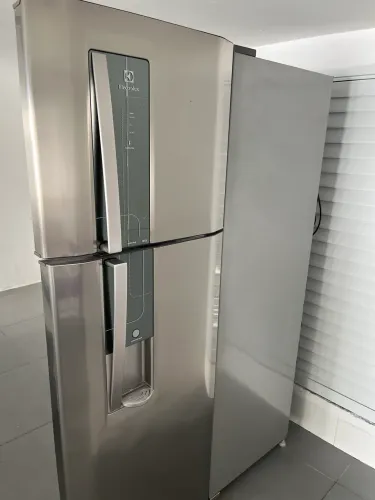Geladeira frostfree Eletrolux 