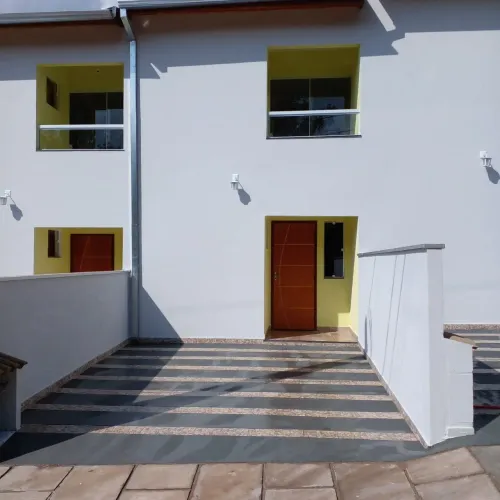 Condomínio Estancia Arvore da Vida Sobrado 90m2 2 Suítes com Varanda,1 Banheiro Social,1 V