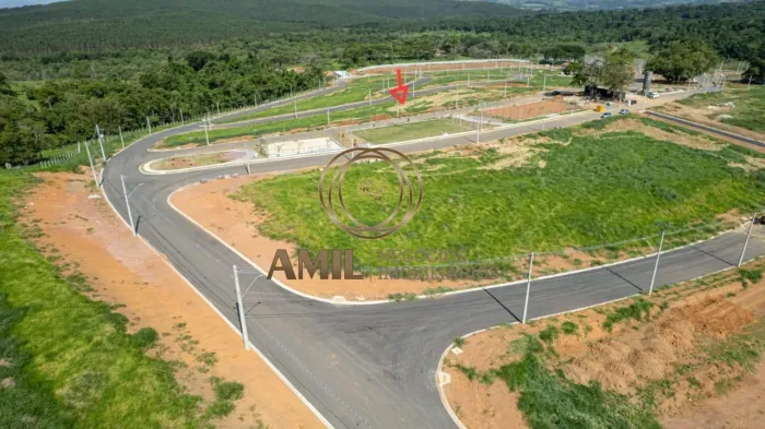 Terreno de 321m² em Condomínio Fechado na Borda da Mata, Caçapava-SP: Pronto para Construi