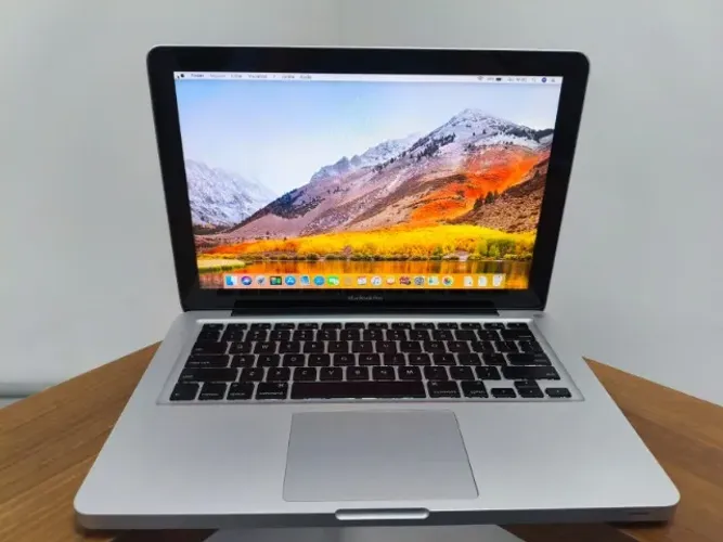MacBook Pro 13 polegadas A1278 Intel Core i7 16GB Ram HD 750GB High Sierra Conservado