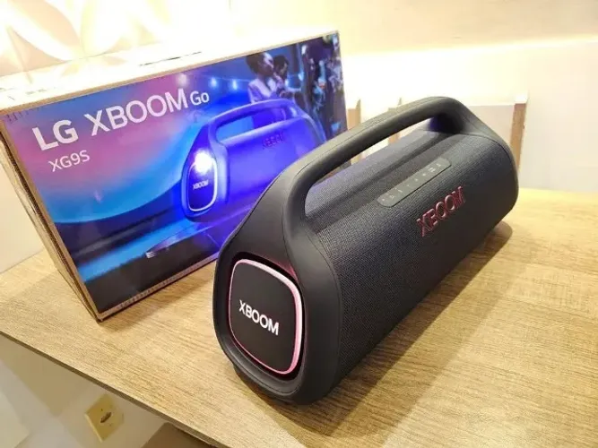Caixa De Som Portátil LG Boombox Xboom Go Xg9s Ip67 120w 24h de Bateria