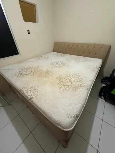 Cama Box Casal King Size 2x2 m molas ensacadas
