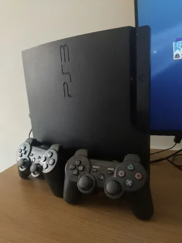 Ps3 desbloqueado com 2 controles