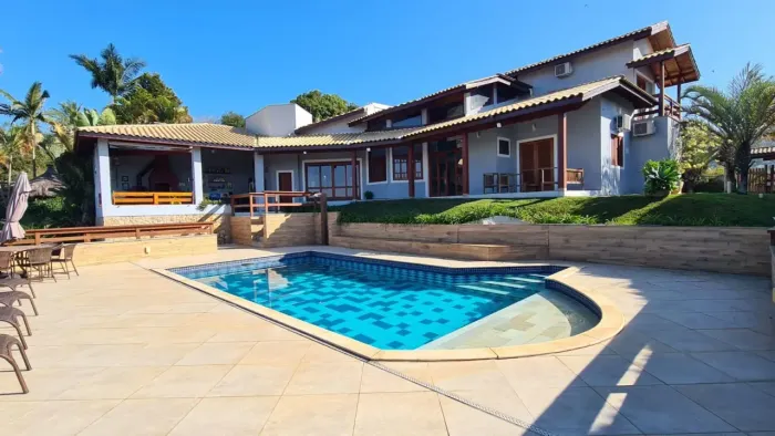 Casa de condomínio para aluguel e venda 5 suítes, quadra tênis, jacuzi, sauna, lareira, pi