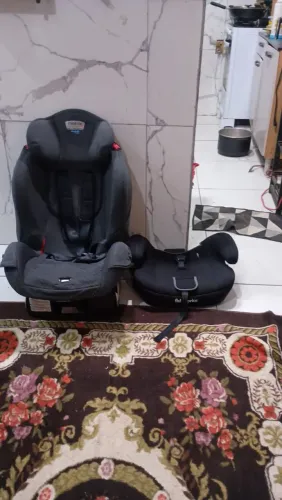 Cadeirinha e acento para carro 
