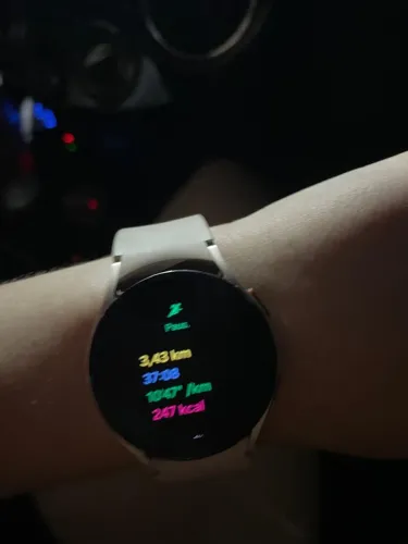 Samsung galaxy Watch4 rose