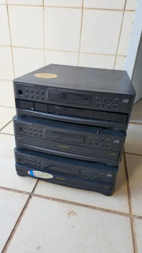 Player CD Philips CDC 265 leia no estado 