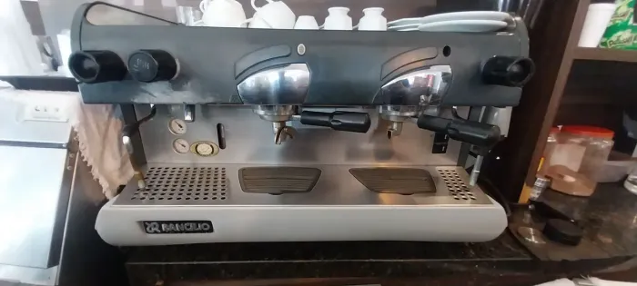 Máquina de Café Espresso Profissional Rancilio 2 Grupos - Oportunidade!