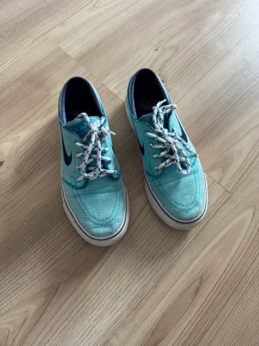 Tênis janoski