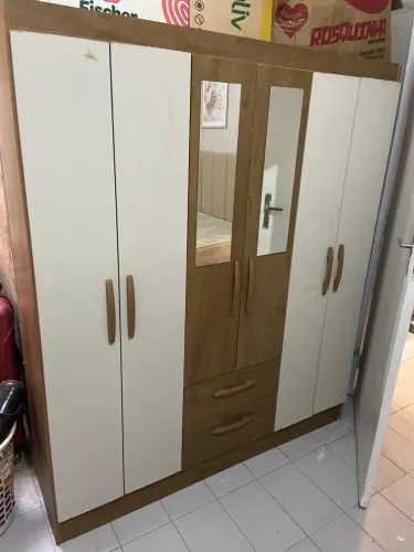 Guarda-roupa