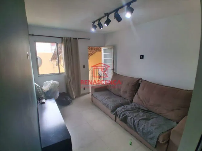 Alugue e ganhe 01 aluguel grátis - Excelente Apartamento de 2 quartos semi mobiliado em Ca