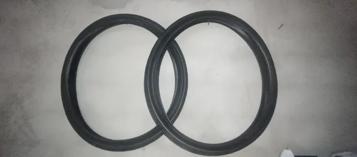 Vende-se pneu kenda flame com câmera de ar aro 26 NOVOS