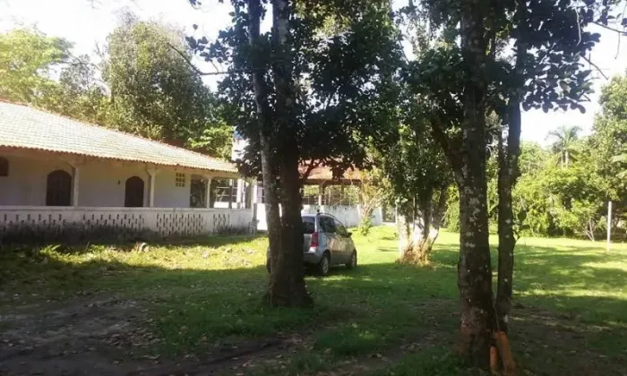 Aluga-se casa em Outeiro