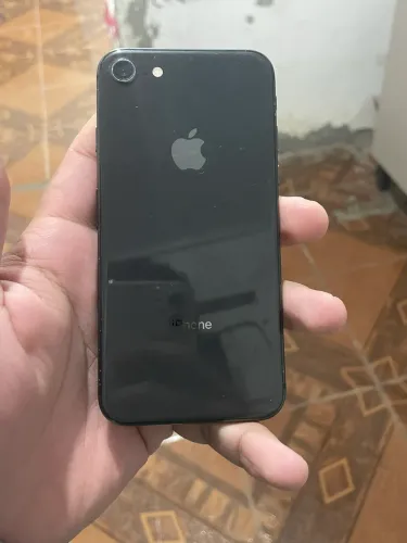 iPhone 8 256gb funcionando tudo, não pode restaurar nem atualizar
