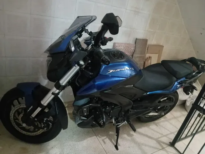 Moto Bajaj Dominar 400