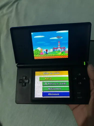 Nintendo DS lite