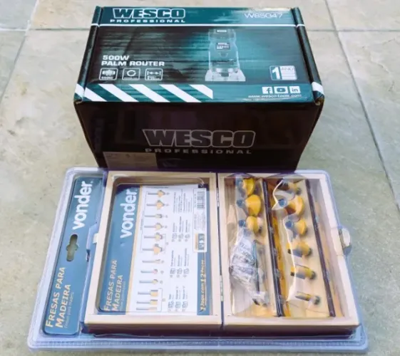 Tupia Wesco ws5047 + Jogo de fresas Vonder para madeira (12 peças)
