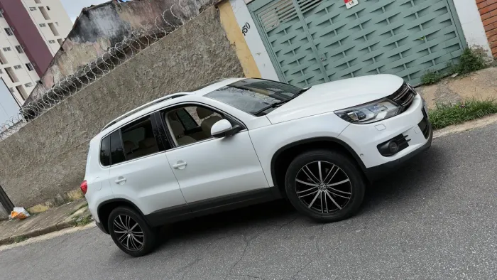 Volkswagen Tiguan 2.0 TSI 16V 200cv Tiptronic 5P 2014