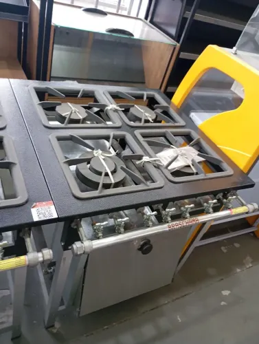 FOGÃO 4 BOCAS INDUSTRIAL COM FORNO BRASCHAMA