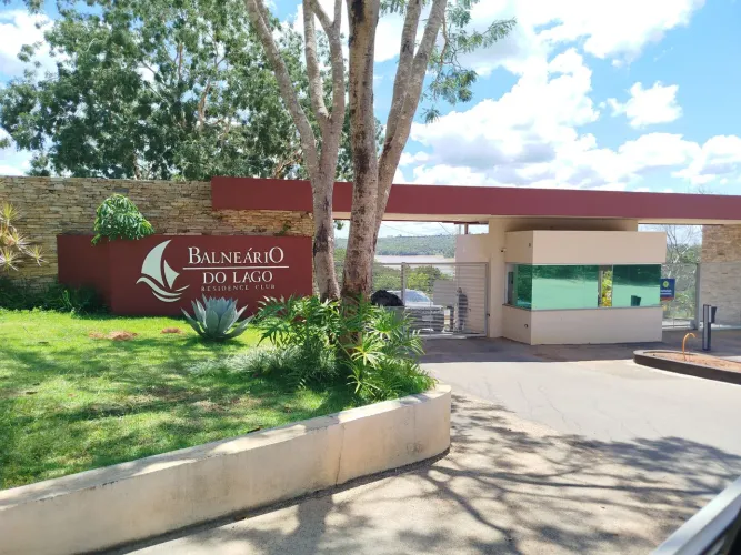 Lote em condomínio fechado as margens da represa de Carmo do Cajuru em MG 