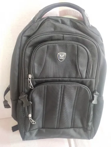 Mochila nova no plástico, com Separação para Notebook, raridade, Entrega Grátis Vila Velha