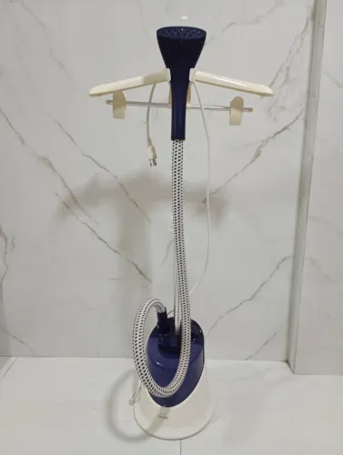 Vendo a vapor marca Walita 1500w, usado poucas vezes.