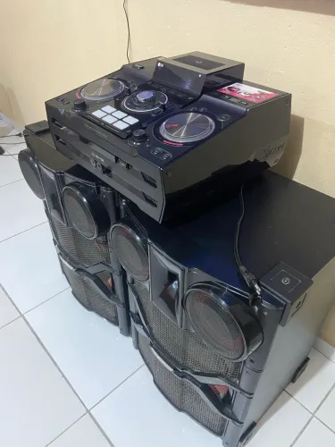 Som LG X-Boom CM9740