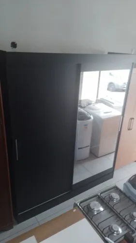 Guarda roupa 2 portas com espelho