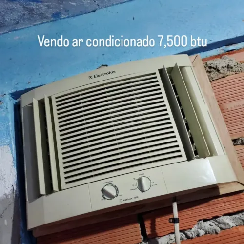 Vendo ar condicionado 7,500 btu Electrolux
