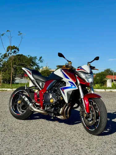 Vendo cb1000r barracuda 2015 impecável moto muito nova