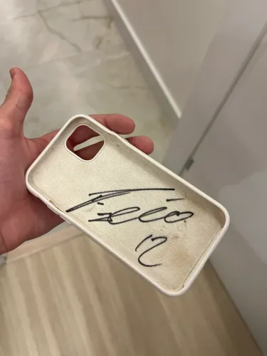 capinha assinada pelo FALCÃO para colecionador