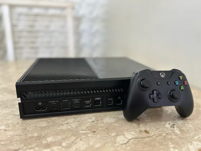 XBOX ONE 500GB COMPLETO + 20 JOGOS + CONTROLE ORIGINAL