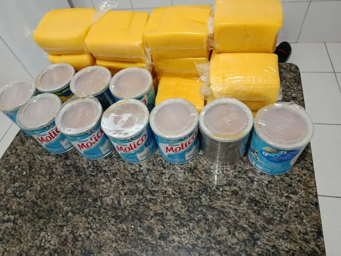 Queijo manteiga doce de leite batida rapadura escura mel de abelha castanha e mais!!!!