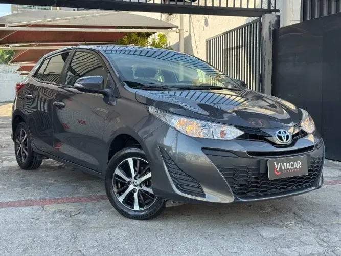 Toyota Yaris Live 1.3 Flex 16V 5P AUT 2022