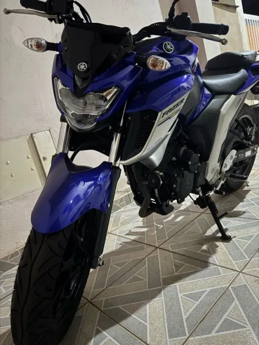 Yamaha Fazer FZ25 2020 - Só 1.400 km Rodados!