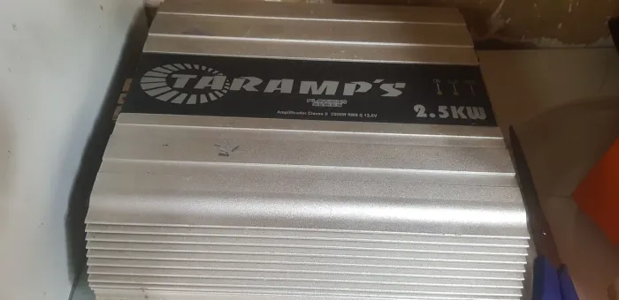 Amplificador automotivo taramps 2.5kw defeito