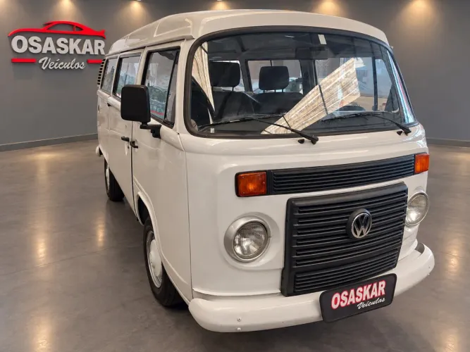 Volkswagen Kombi Standard 1.4 MI Total Flex 8V 2011